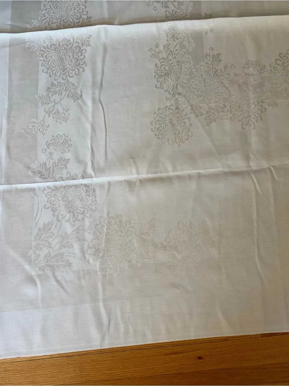 Elegant Rectangle White Damask Tablecloth, approx. 60